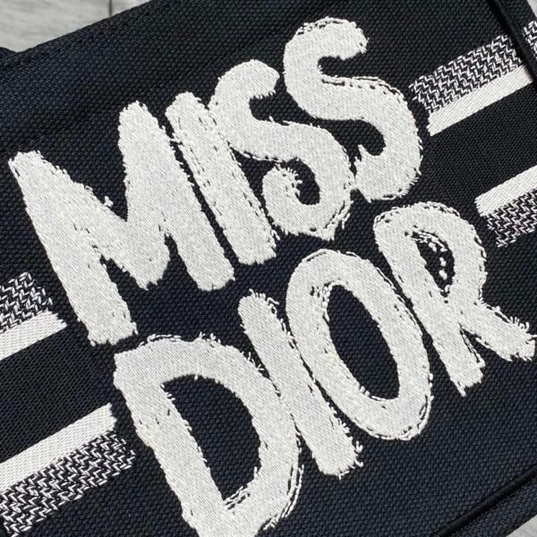 img_2b46f204_20240812_i1723447733_261_8_jpg_a8c711bd-8fec-4239-85d2-0d3b9a0fbf68.jpg img_2b46f204_20240812_i1723447733_261_8_jpg_a8c711bd-8fec-4239-85d2-0d3b9a0fbf68.jpg