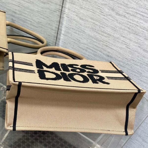 img_2b46f204_20240907_i1725692233_4347_6_jpg_d88bbd89-458f-438d-8b62-a520686dac00.jpg img_2b46f204_20240907_i1725692233_4347_6_jpg_d88bbd89-458f-438d-8b62-a520686dac00.jpg