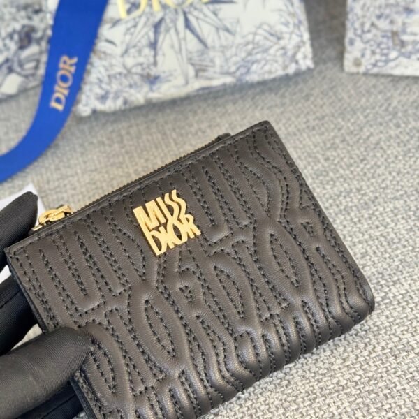 img_80e46a01_20241101_i1730461838_2140_0_jpg.jpg img_80e46a01_20241101_i1730461838_2140_0_jpg.jpg