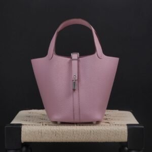 レプリカバッグ!全部29999円!セール中!